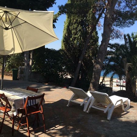 Апартаменты Cozy Place On The Beach Трогир Экстерьер фото