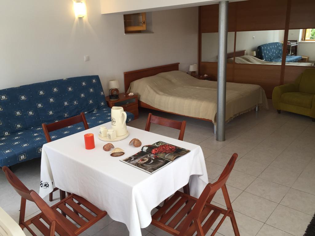 Апартаменты Cozy Place On The Beach Трогир Экстерьер фото