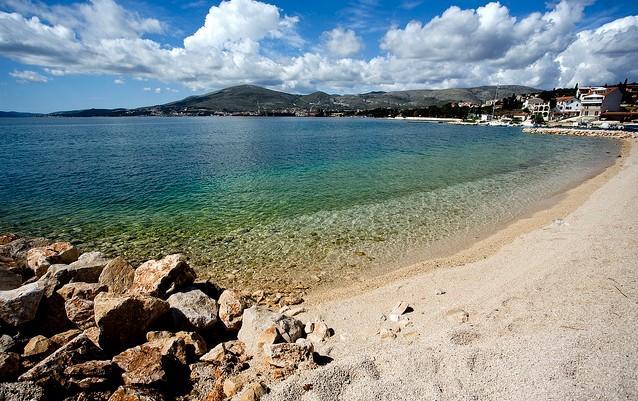 Апартаменты Cozy Place On The Beach Трогир Экстерьер фото